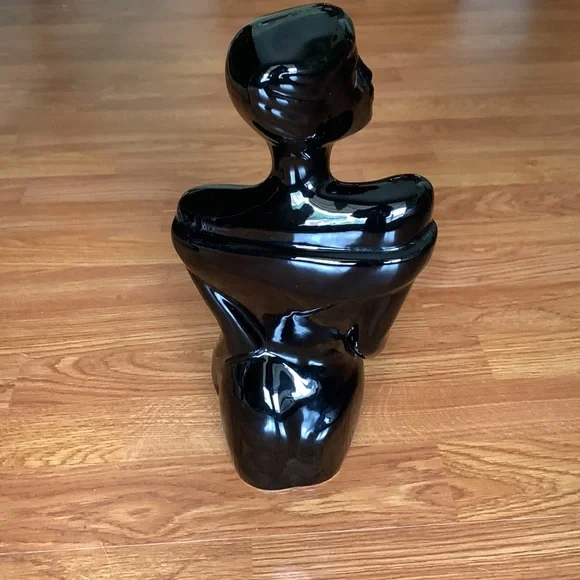 Vintage Mid Century Ceramic Shiny Glaze Female Figurine - Picture 2 of 13